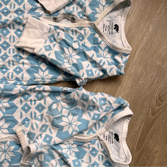 Bundle - Picture 4 of 6